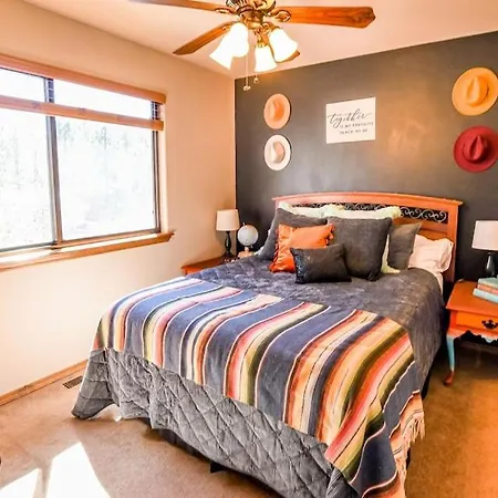 Rodeo Cabin In The Pines, 5 Minutes Away Restaurants, And Lakes And Hiking Show Low Exterior photo